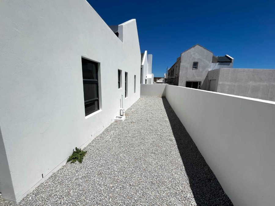 3 Bedroom Property for Sale in Britannia Bay Western Cape